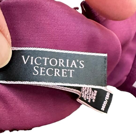 Victoria’s Secret Very Sexy Add 2 Cups Lace Padded Push Up Bra Burgundy Sz 36DD - Picture 5 of 6